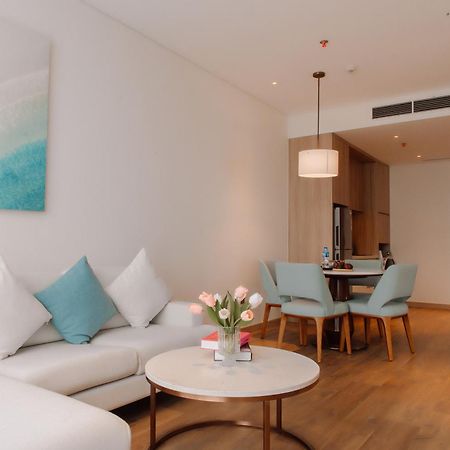 A La Carte Ha Long Apartment By The Beach Exterior photo