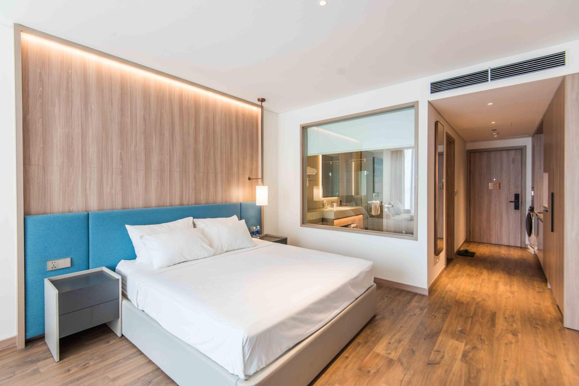 A La Carte Ha Long Apartment By The Beach Exterior photo